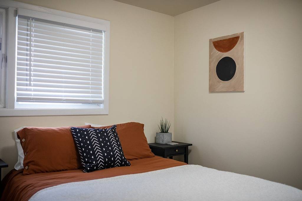 The Fika House- Mid Century Boho-Perfect Location! in Port Angeles, Hurricane Ridge