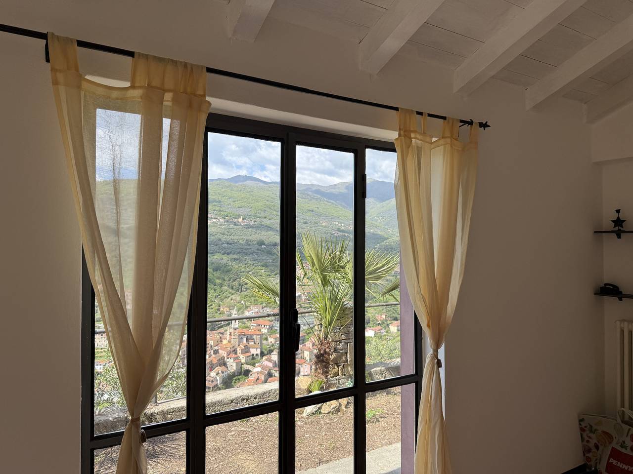 1037Im - Villa Cuccarello in Dolcedo, Dolcedo Gemeinde