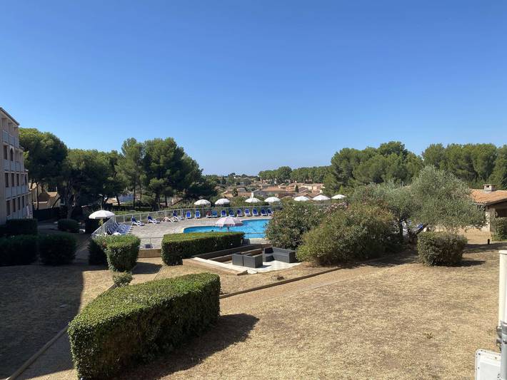 Location de vacances pour 4 personnes, avec piscine et terrasse, animaux acceptés à Balaruc-les-Bains