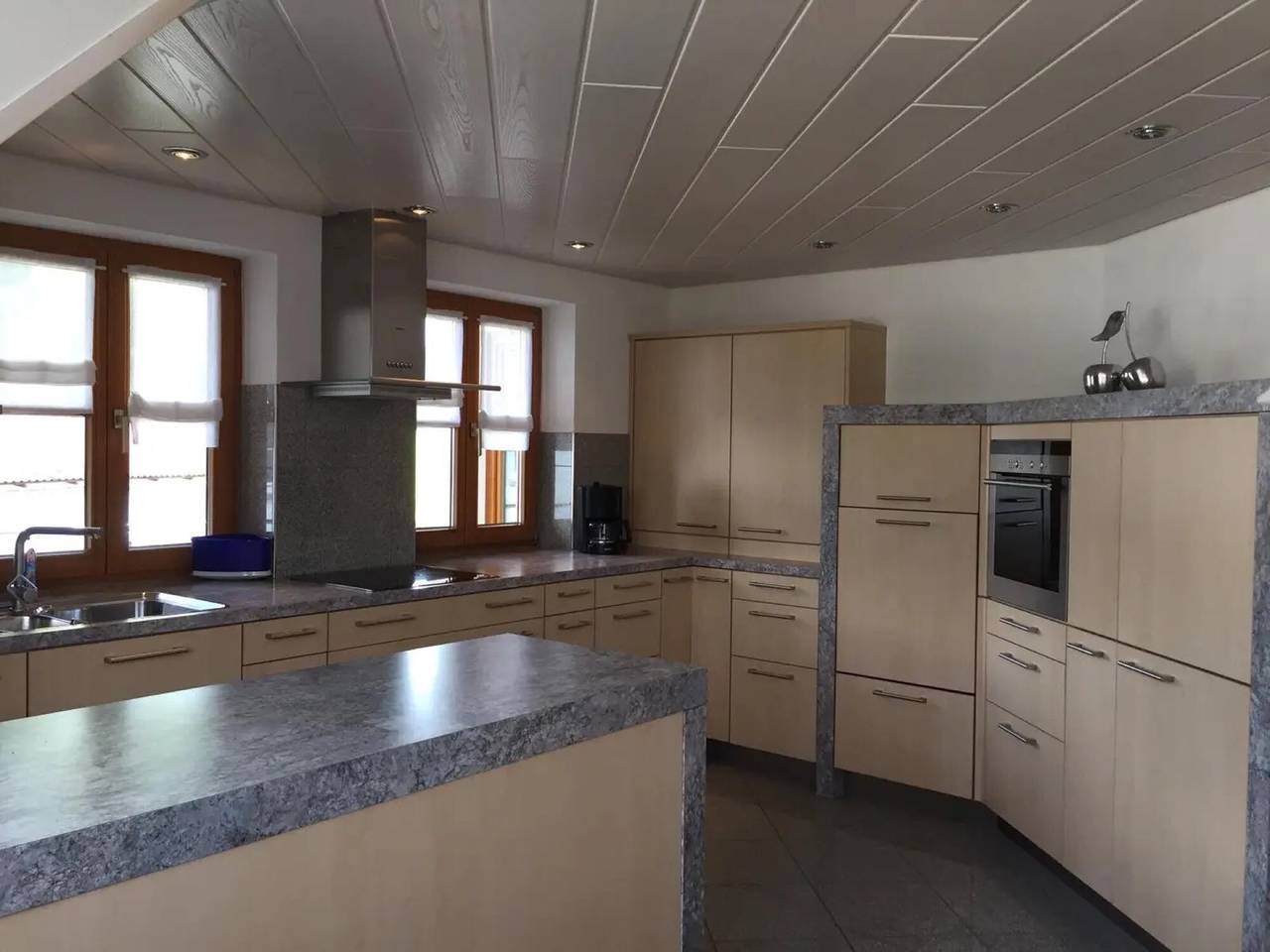 Apartamento entero, Apartamento 'Ferienwohnung Schütz' con balcón y Wi-Fi in Villingen-Schwenningen, Selva Negra Central