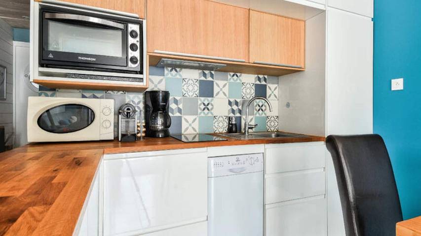 Gîte pour 5 personnes, avec jardin dans Plage des sables d'or - 4