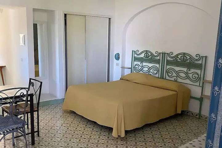 Chambre d’hôte pour 2 personnes, avec jardin et piscine dans Ischia - 4