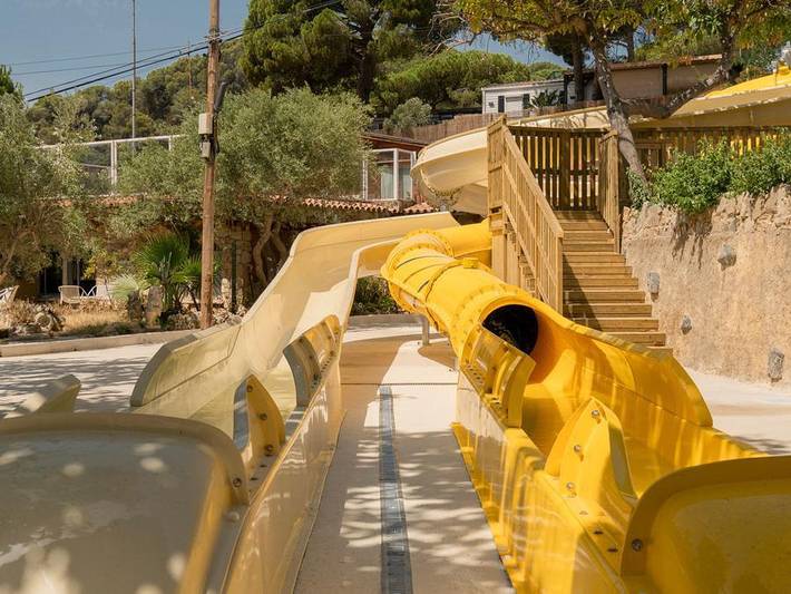 Camping für 6 Personen, mit Kinderpool und Sauna in Calella