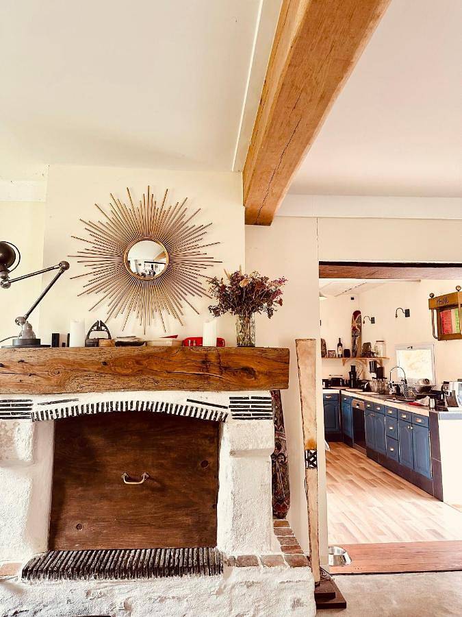 Location de vacances pour 10 personnes, avec Terrasse et Jardin ainsi que Piscine et Vue à Nargis (actrice) - 3