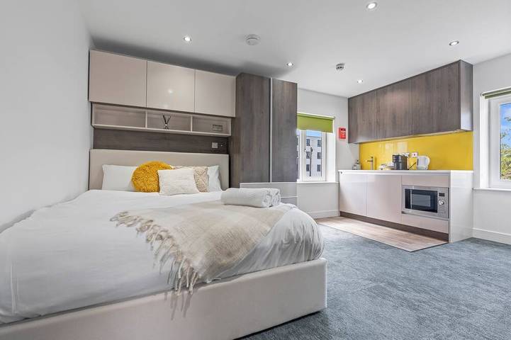 Apartment for 2 people in Coventry