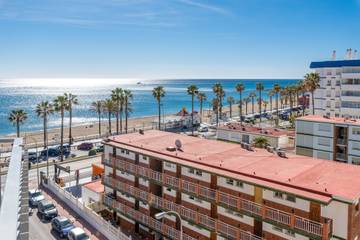Holiday Rental for 4 People in Playa del Arroyo de la Miel y los Melilleros (Benalmádena), Benalmádena, Photo 2
