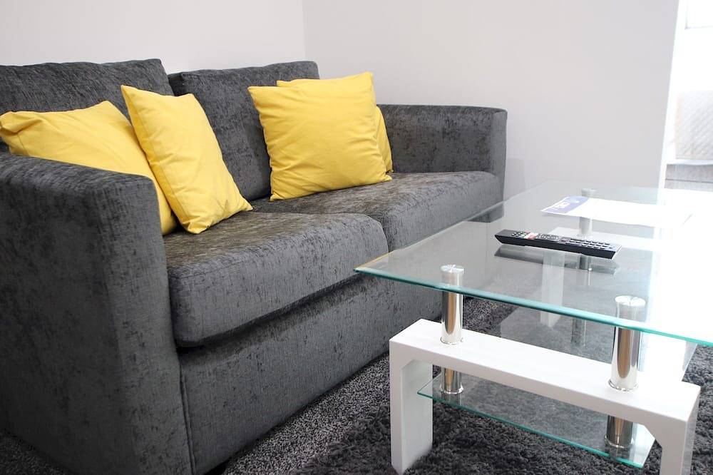 Entire apartment, The Lister Apartment 213 in Halifax (West Yorkshire), West Yorkshire