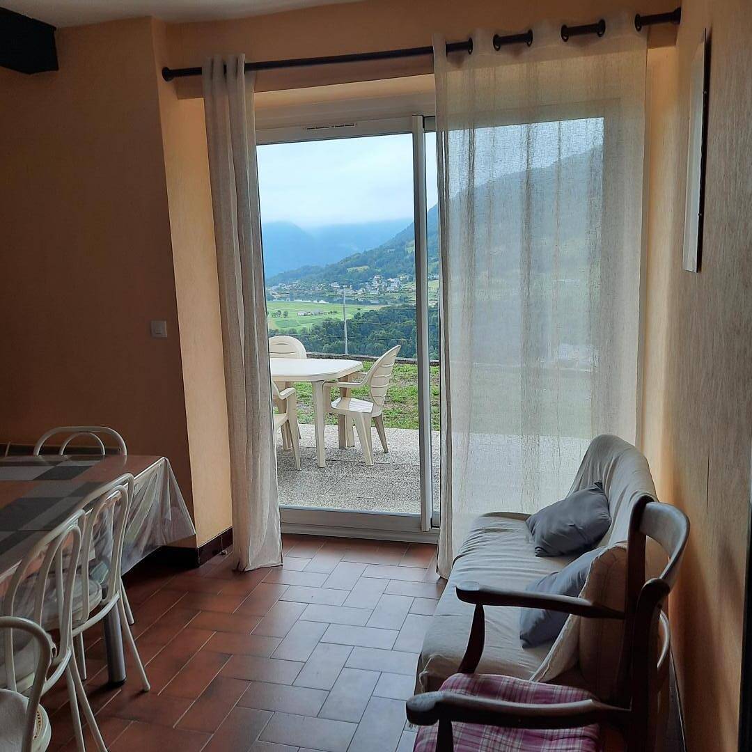 Cathy in Arras-en-Lavedan, Nationalpark Pyrenäen