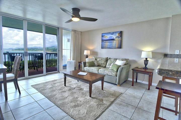 Casa de férias para 2 pessoas, com piscina e varanda em Kauai
