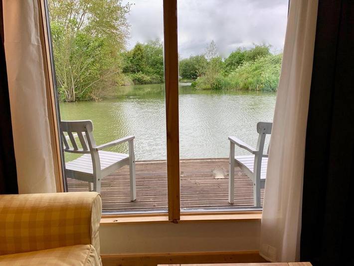 Holiday letting for 4 people, with Balcony and Hot tub as well as Terrace and Garden in Warwickshire