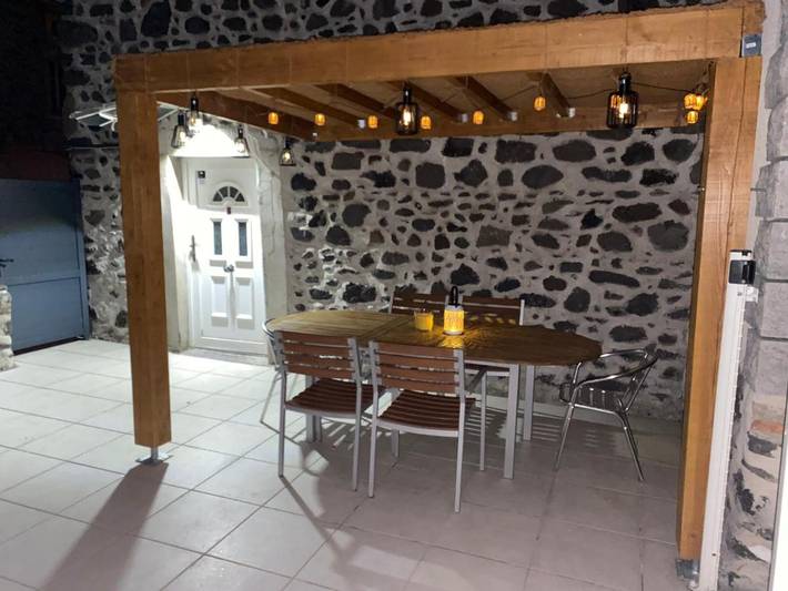 Location de vacances pour 6 personnes, avec jardin et sauna ainsi que piscine et jacuzzi à Darbres - 4