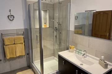 Log Cabin for 4 People in Loch Lomond, Argyll & Bute, Photo 4