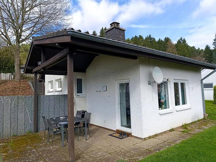 Ferienpark für 4 Personen, mit Seeblick und Ausblick sowie Garten, mit Haustier in der Eifel - 4