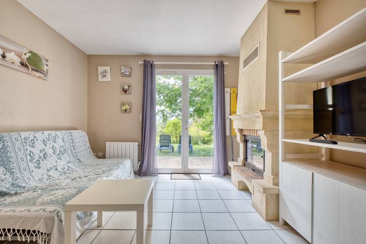 Location de vacances pour 6 personnes, avec bassin pour enfant et jardin, animaux acceptés à Salignac-Eyvigues - 4