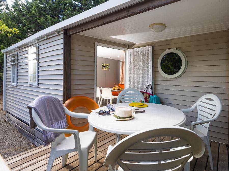 Camping Sites et Paysages - La Pinède - Mobilhome 4 personas - Comodidad 2 hab. in Lézignan-Corbières, Region de Narbonne