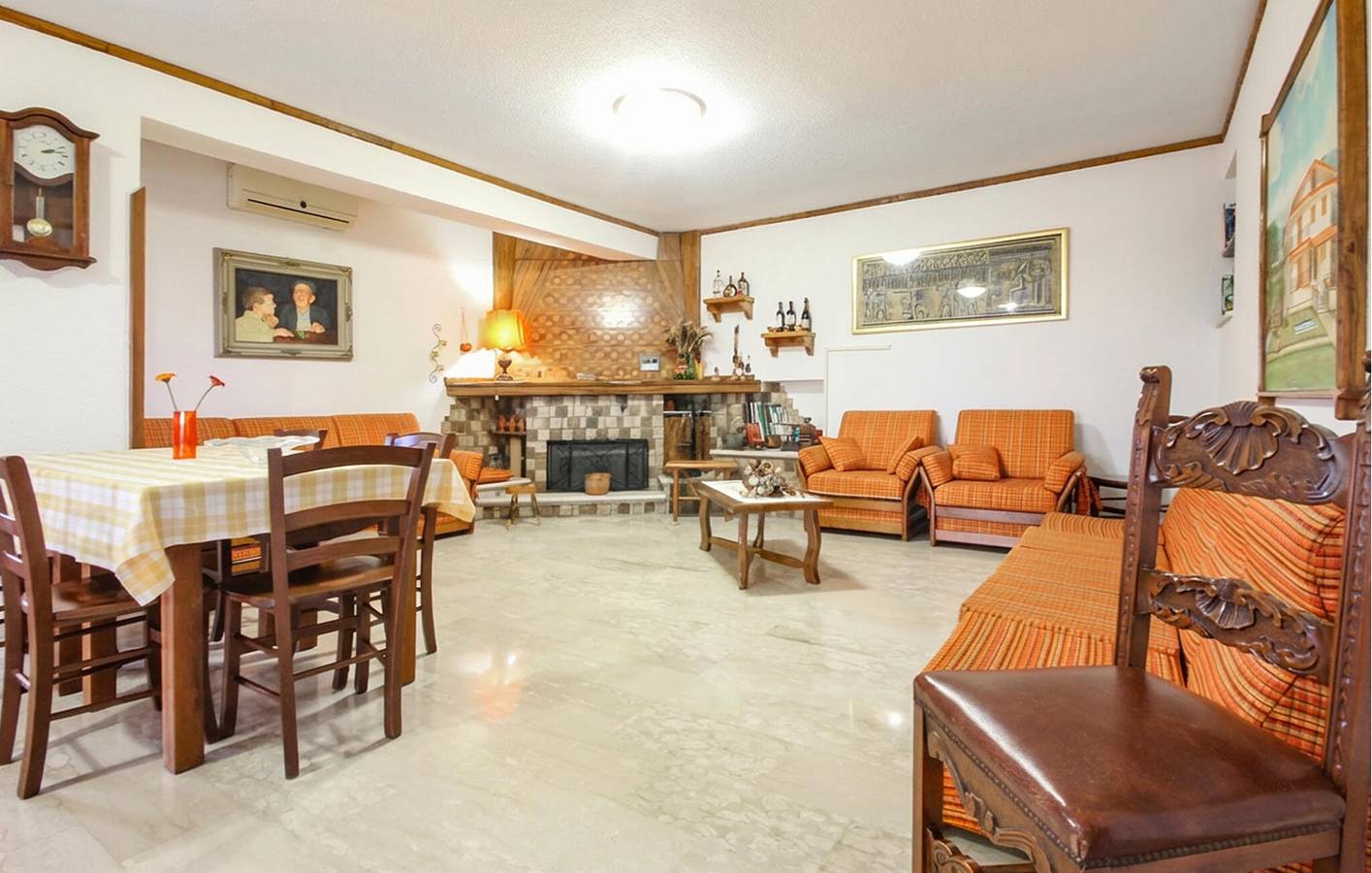 Appartement confortable avec WiFi, télévision, climatisation, parking et cuisine près de la rivière Trabe in Capaccio, Cilento
