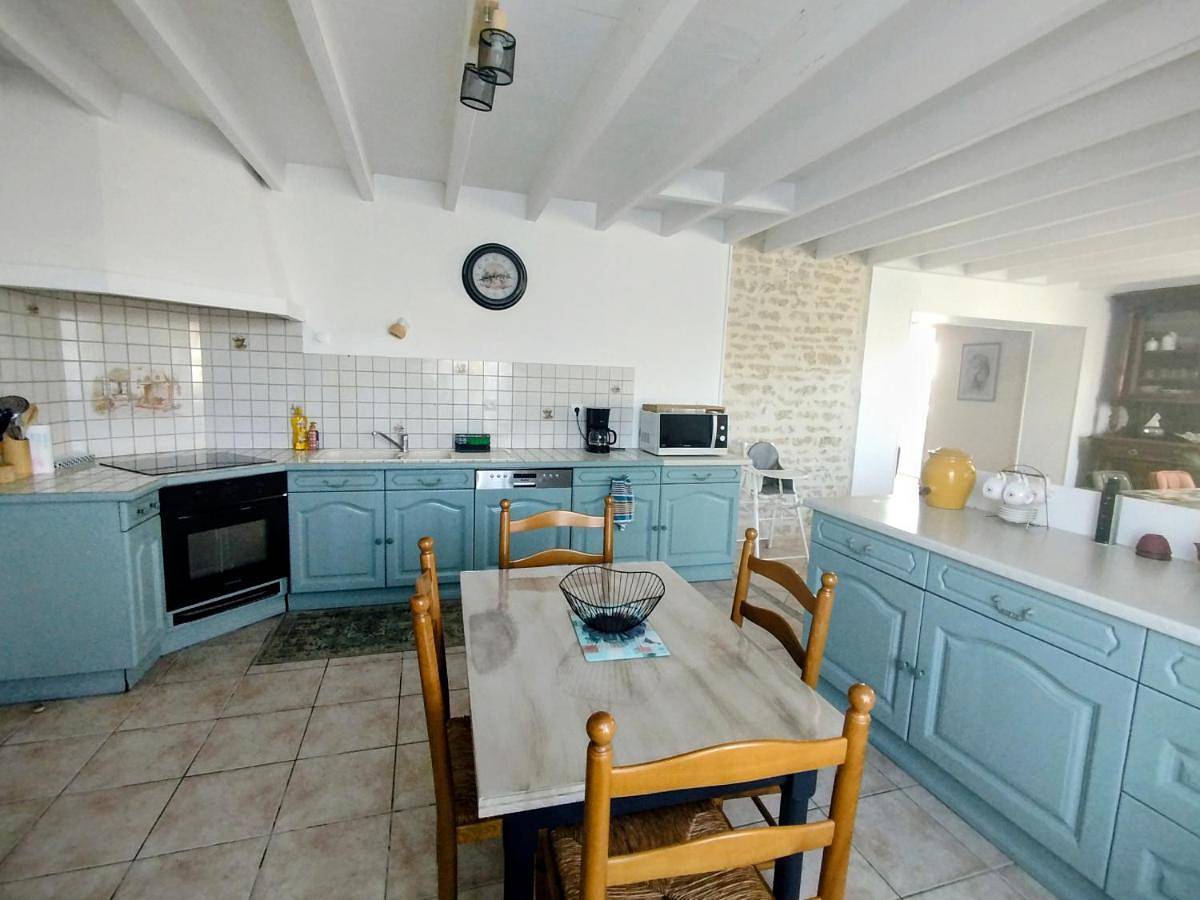 Three-Bedroom House in Damvix, Fontenay-le-Comte