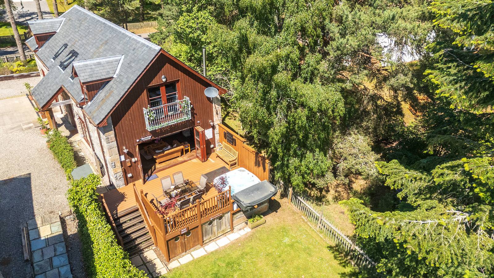Red Squirrel Lodge in Boat of Garten, Highlands