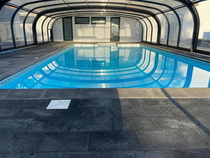 Location de vacances pour 8 personnes, avec vue ainsi que piscine et jardin dans Capelo - 2