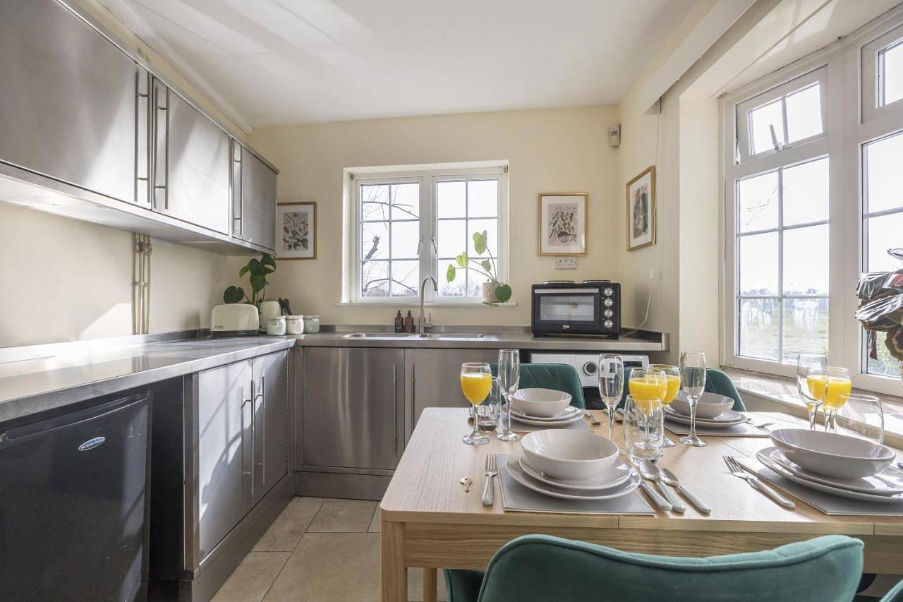 One-Bedroom Cottage in Tewkesbury, Gloucestershire