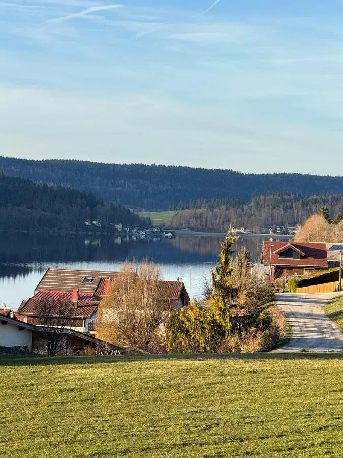 Apartamento de vacaciones para 4 personas, con vistas además de vistas al lago y jardín - 1