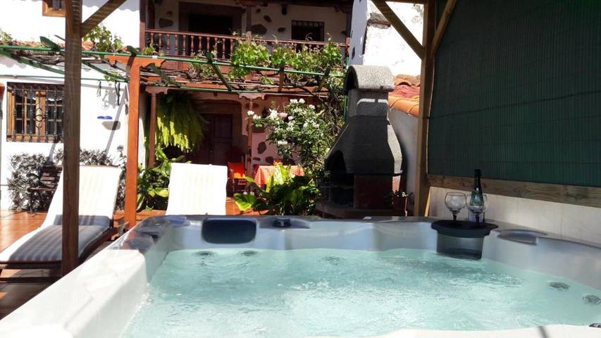 Casa rural para 7 personas, con jacuzzi y jardín en Santa Brígida - 2