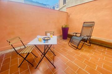 Gîte pour 2 personnes, avec terrasse, adapté aux familles dans Port Camargue