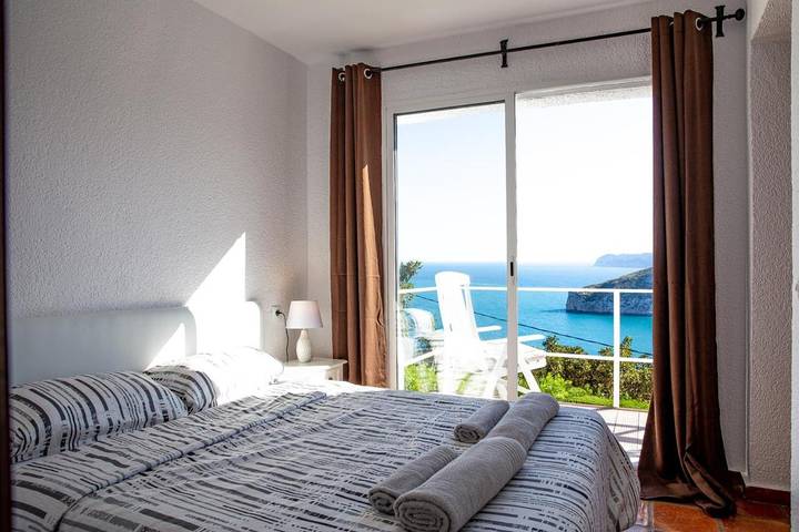 Maison d’hôte pour 2 personnes, avec vue et balcon ainsi que jardin et piscine à Jávea - 2