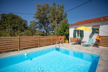 Ferienhaus für 5 Personen, mit Garten und Ausblick auf Korfu