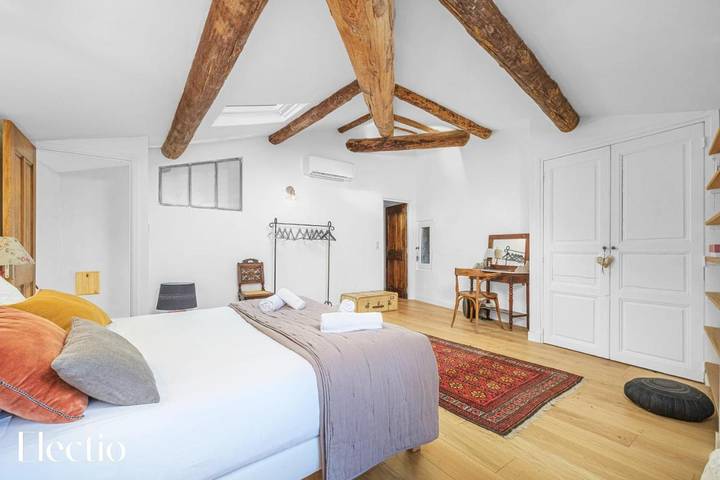 Location de vacances pour 8 personnes, avec jardin et terrasse à Vaugines - 3