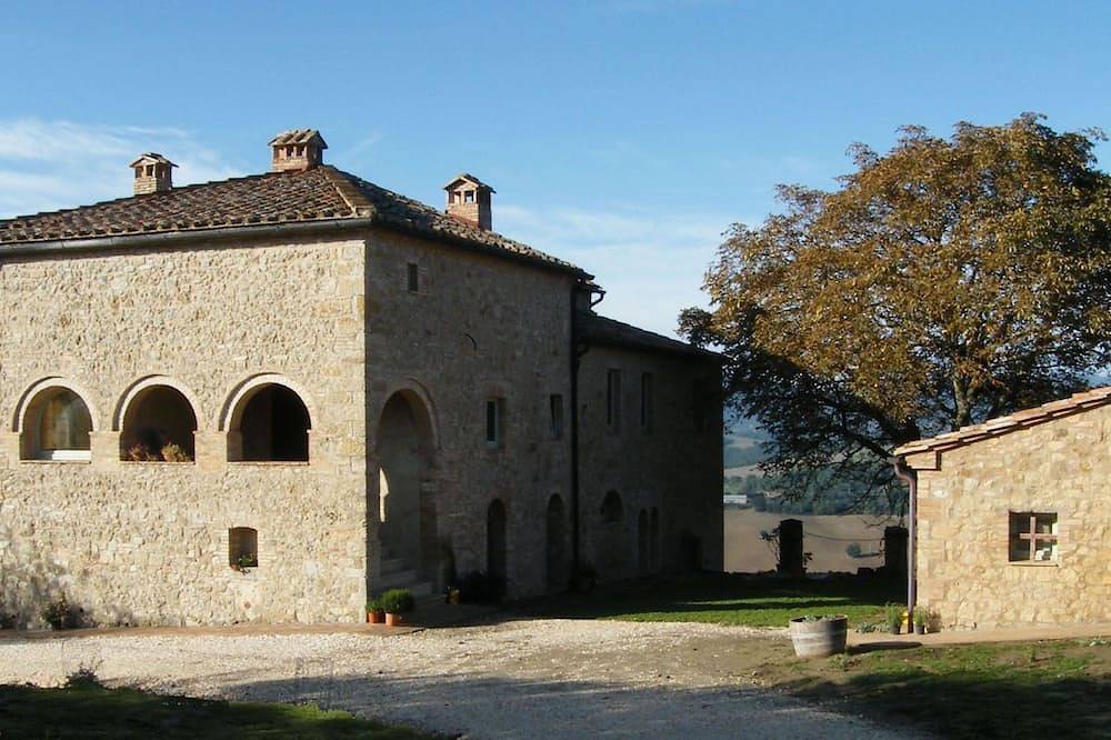 Ganze Wohnung, Es gab keine Ansteckungen  in unserer Gegend. in Radicondoli, Siena Provinz