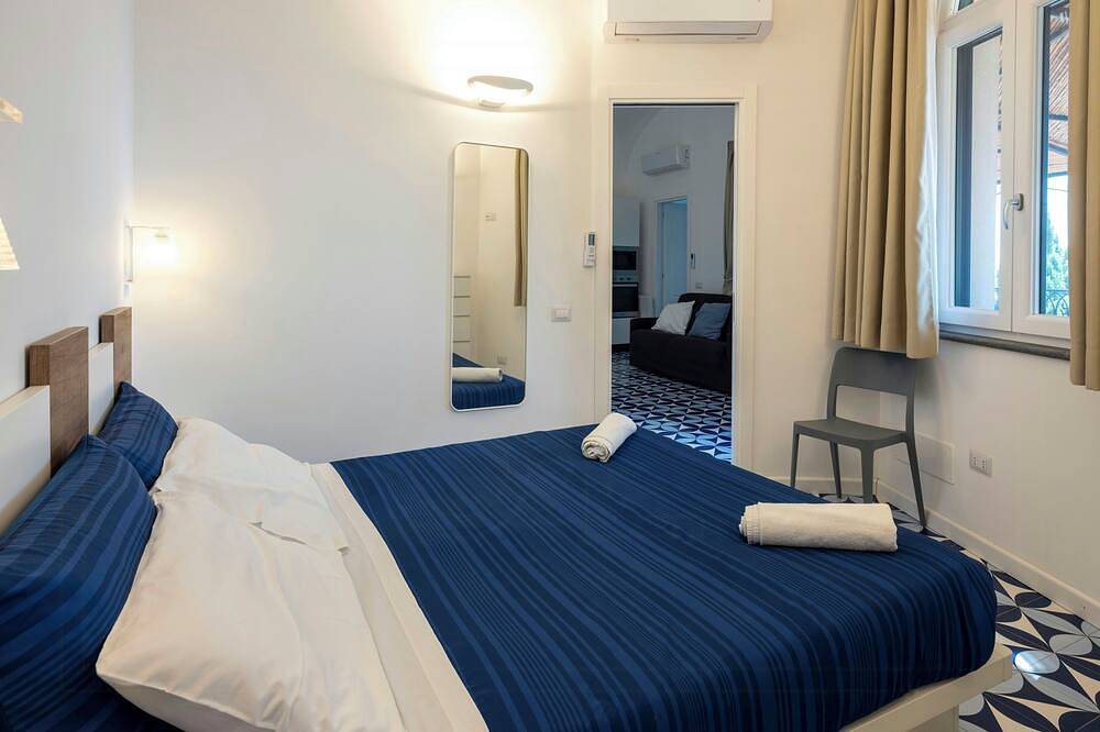 Ganze Wohnung, Haus am Meer mit Terrasse in Atrani in Castiglione, Amalfiküste