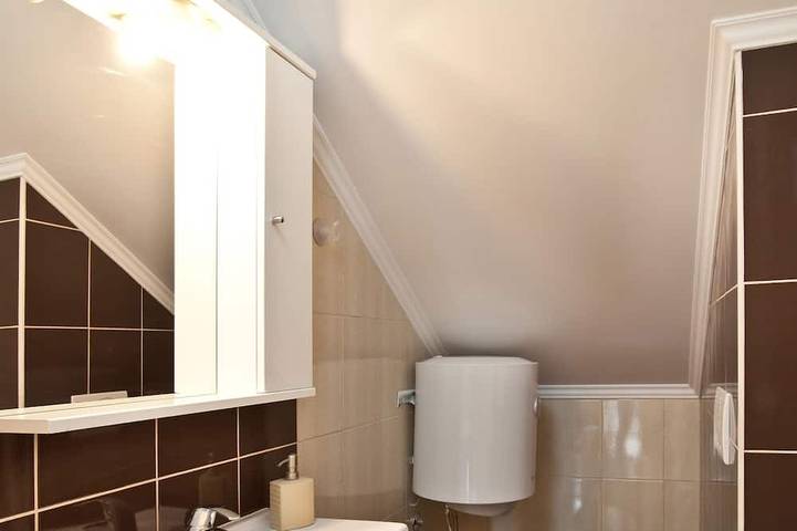 Ganze Wohnung, Helle 2 Br Meer Stuning Seaview Penthouse-Wohnung mit Balkon, 80m2 in Zaton, Grad Dubrovnik