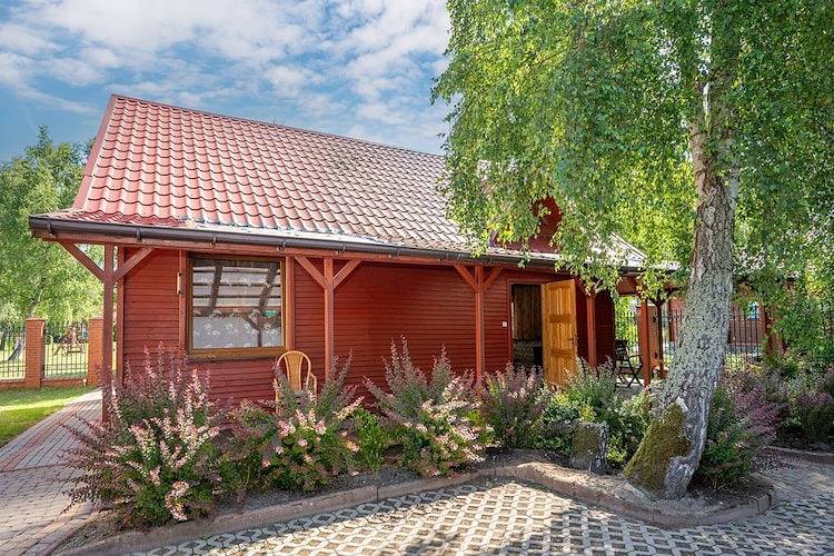 Zweistöckiges Ferienhaus mit Terrasse in Bobolin, Powiat Sławieński