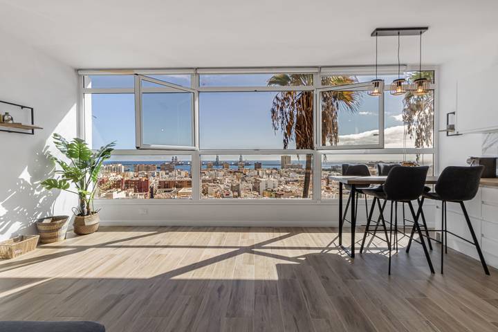 Casa vacanza per 4 persone, con piscina, adatto a famiglie con bambini a Las Palmas de Gran Canaria