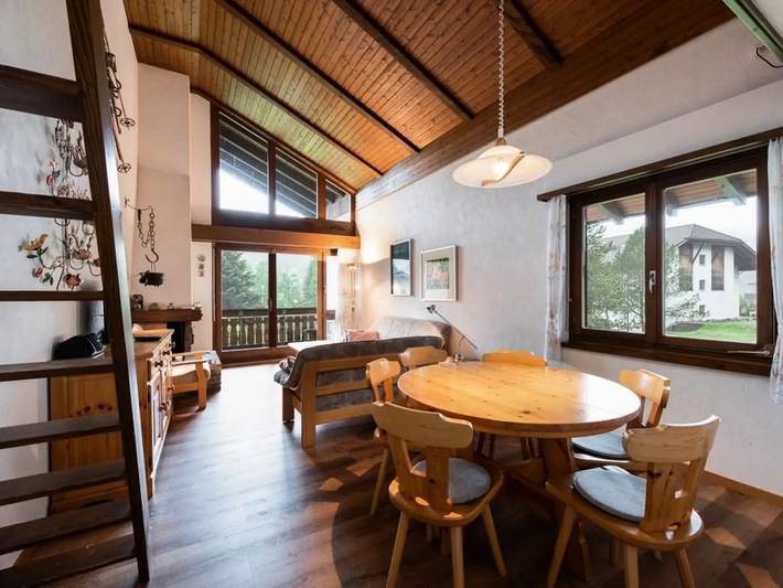 Villa for 6 people, with Terrace and Garden in Switzerland