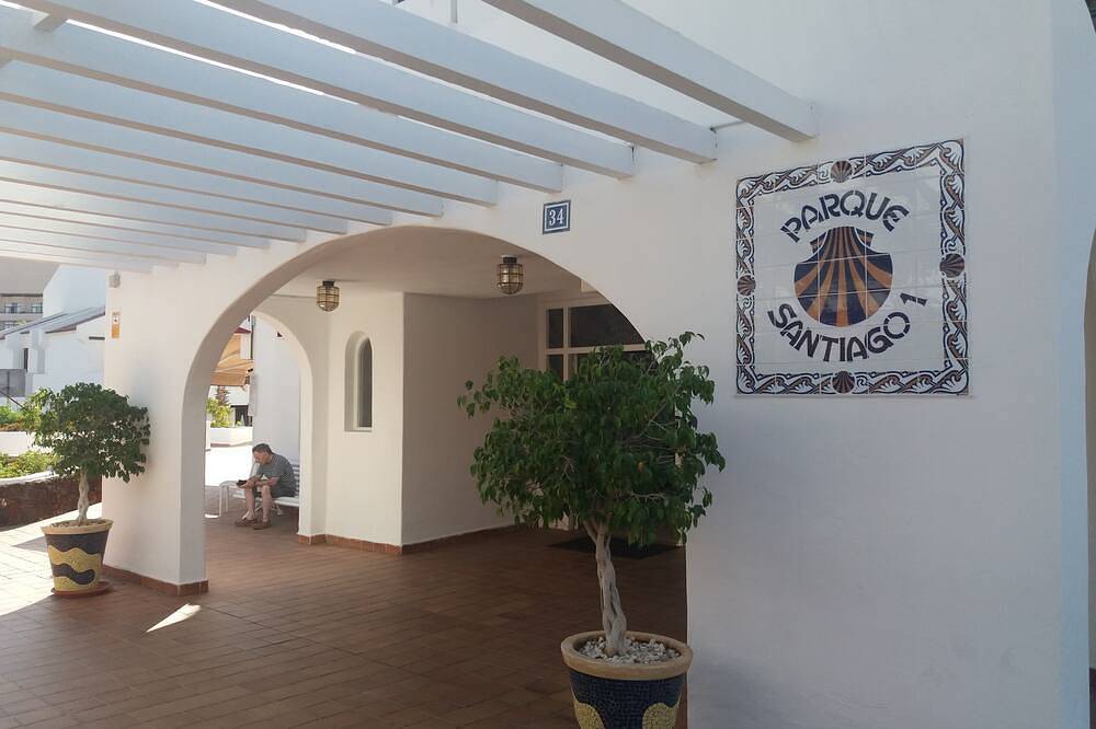 Santiago apartment 1 in Playa de las Américas, Arona 