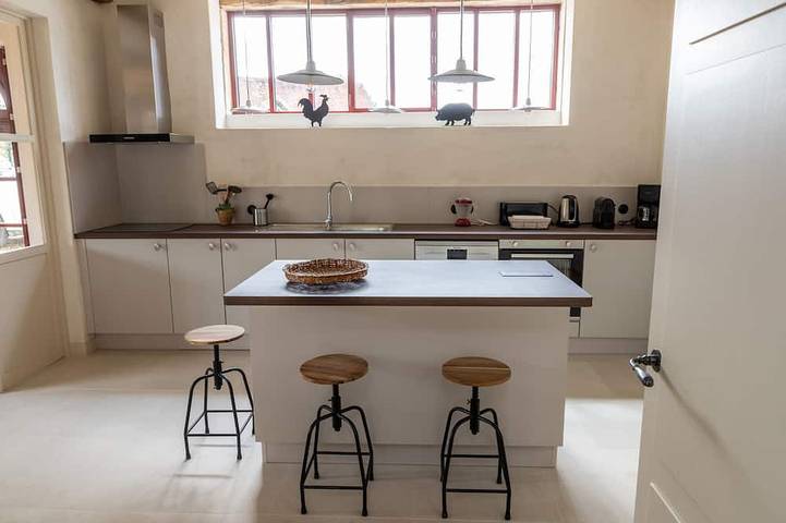 Gîte pour 12 personnes, avec Terrasse et Jardin à Pont-de-Ruan