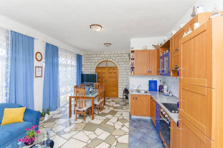 House Mladen in Solta
