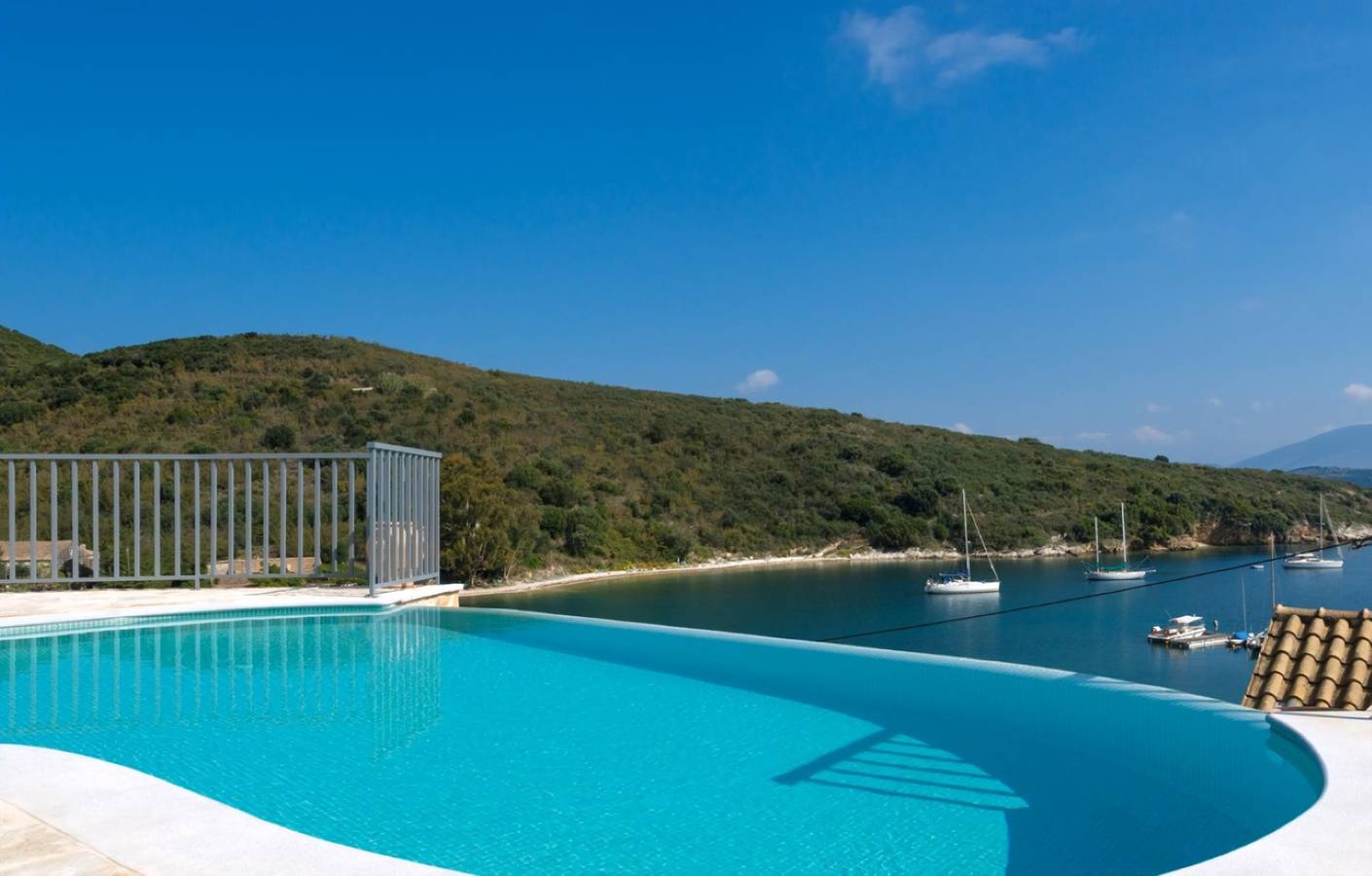 Charming House with Sea Views in Agios Stephanos near Beach in Agios Stefanos (Corfu), Corfu
