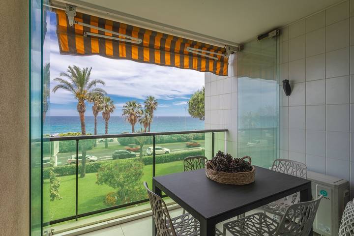 Appartamento intero, London Cannes, vista mare in Cannes, Massif de l'Esterel