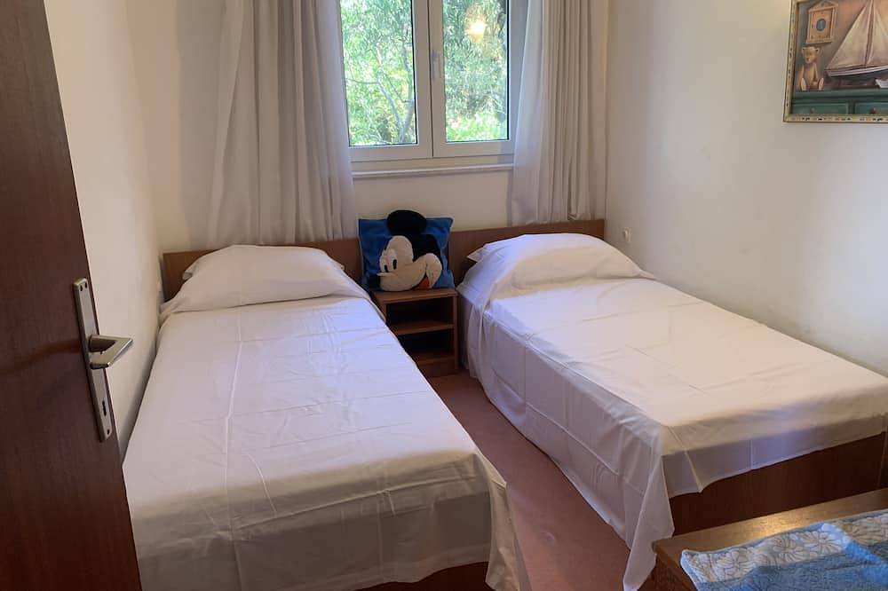 Ganze Wohnung, Tranquil location on an Island near the historic Roman city of Split in Rogac, Solta