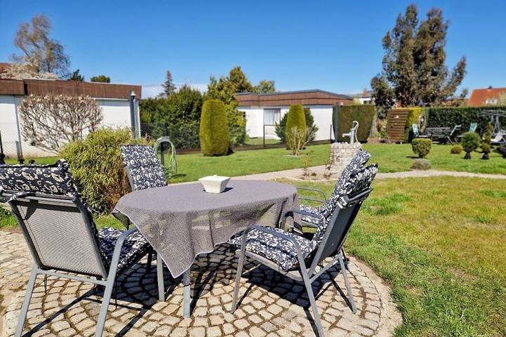 Bungalow für 3 Personen, mit Terrasse und Garten in Ribnitz-Damgarten - 2