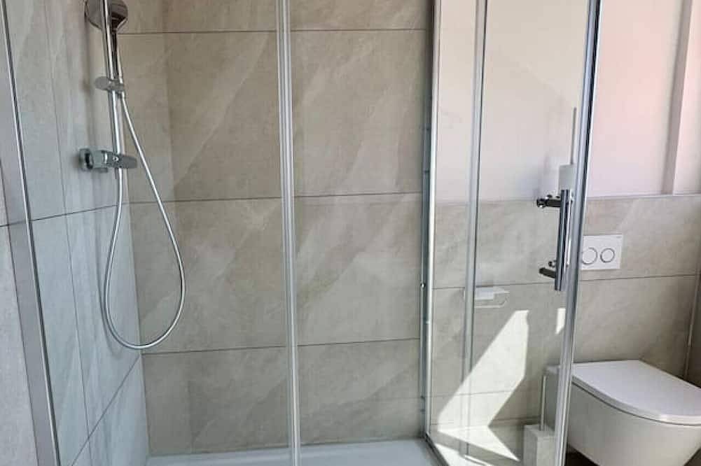 Entire apartment, Studio apartment Dg - 1-2 persons in Fürth, Franconia