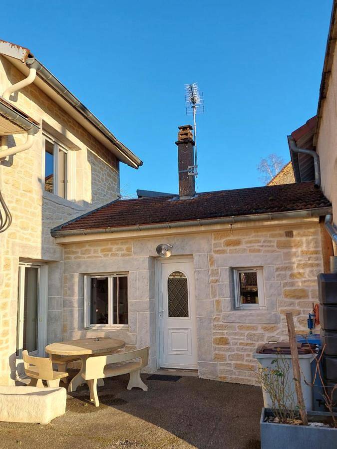 Gite du Hameau in Voiteur, Jura Francais