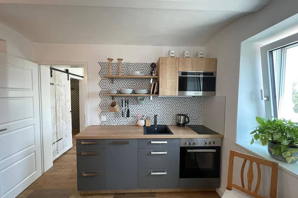 Ganze Wohnung, Cozy stylish apartment very close to Vienna in Leobendorf, Korneuburg