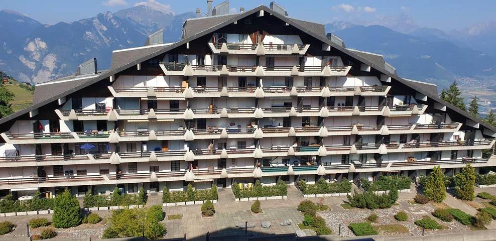 Gîte pour 4 personnes, avec Balcon et Terrasse ainsi que Jardin et Vue à Vionnaz