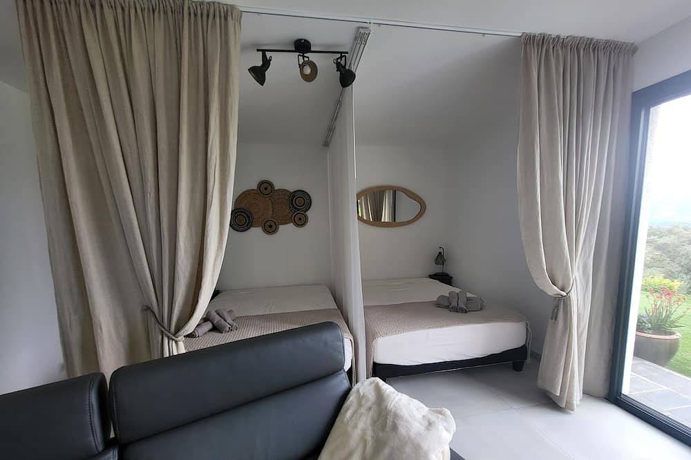 Panoramic villa with pool in Alata (Corsica), Ajaccio e dintorni