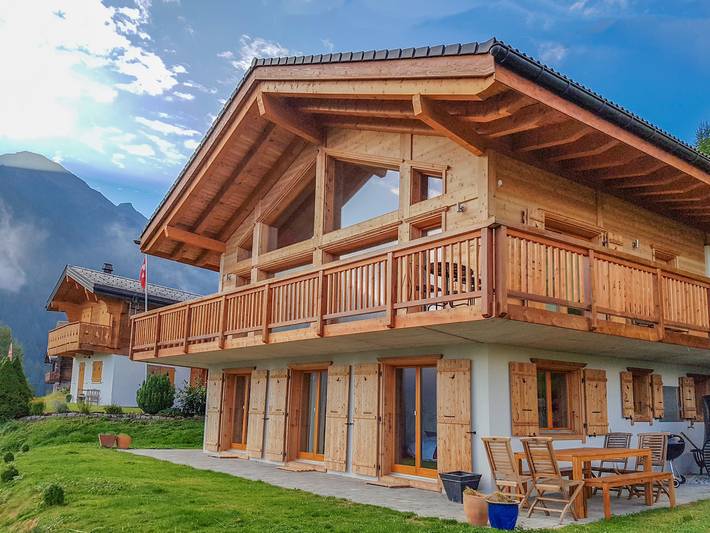 Casa rural para 10 personas, con terraza en Suiza
