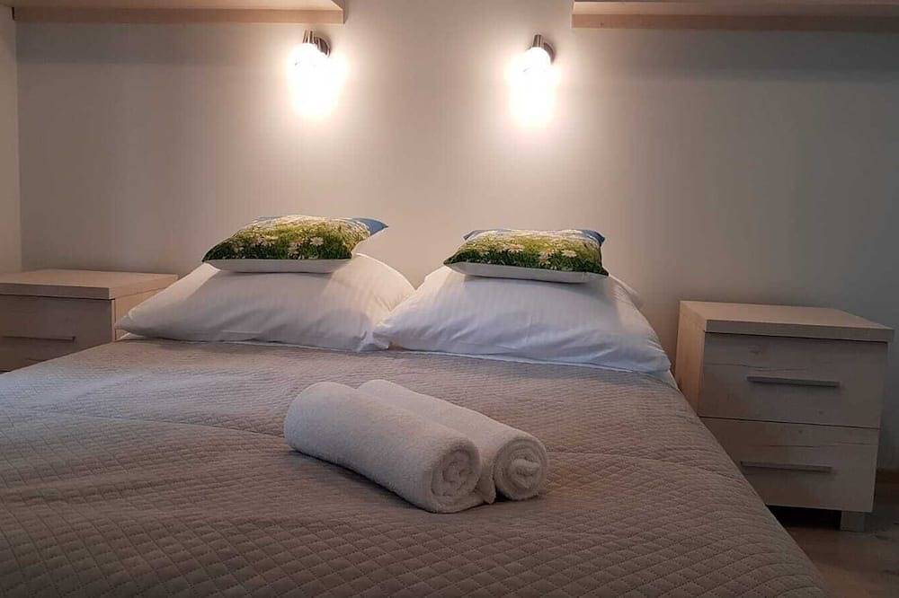 Domek uroczo położony we wsi Drynki, przy jeziorze Pozorty. Osada 4-ech domków in Seenplatte von Ilawa